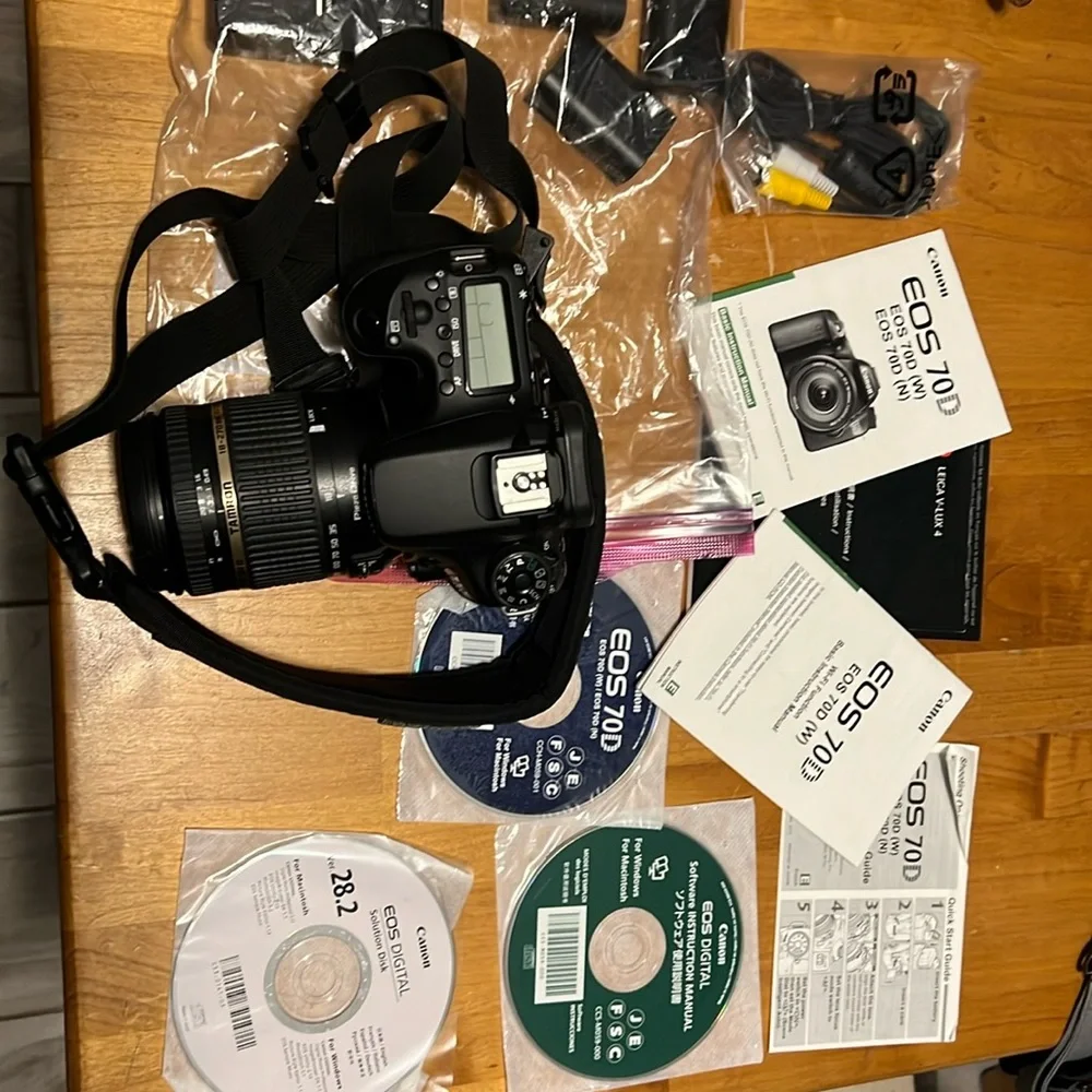 Canon EOS70D camera dslr